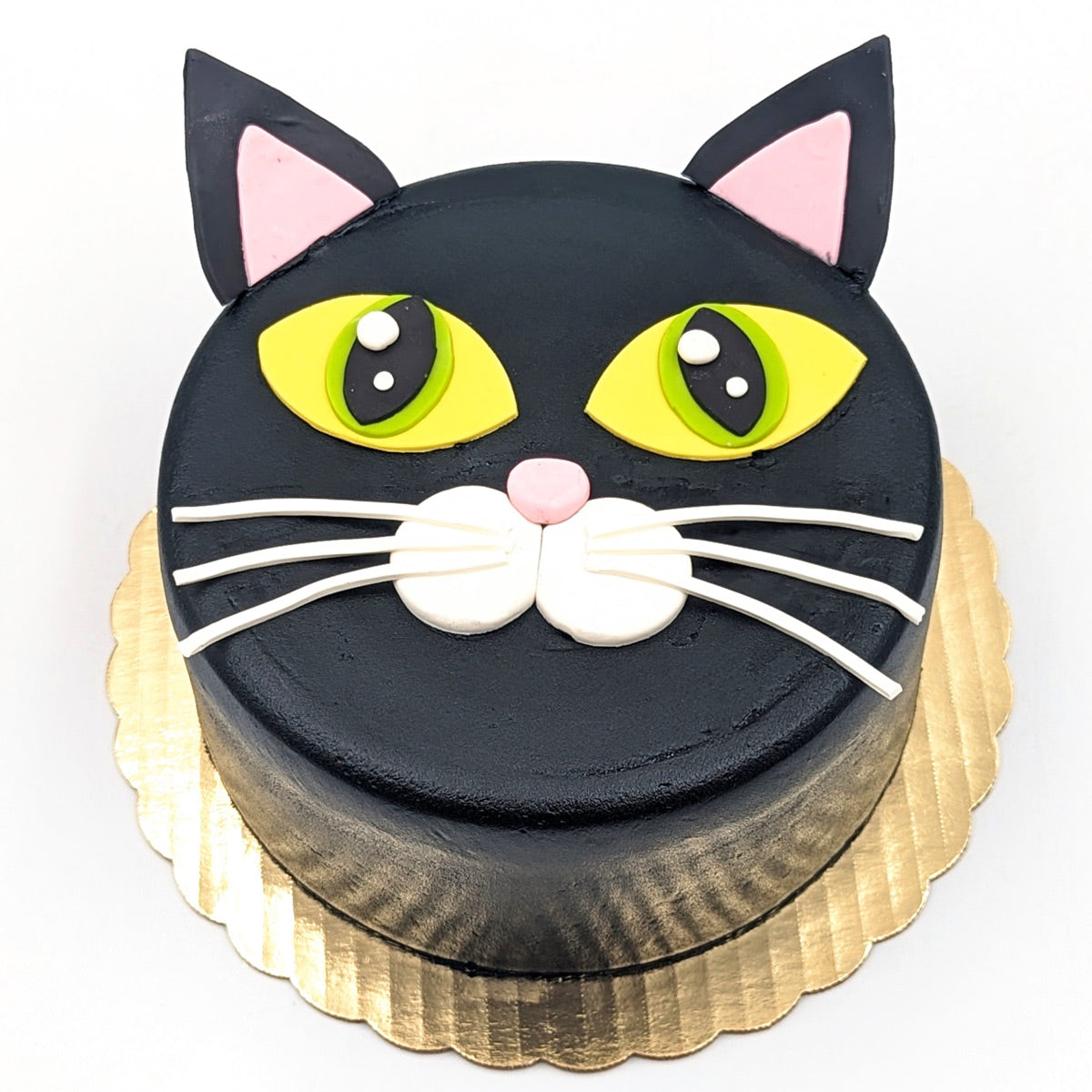 Cat Cake💗🐈🎀 #cakedecorating #catcake #kittycake #sheetcake #birthda... | Cat  Cake | TikTok